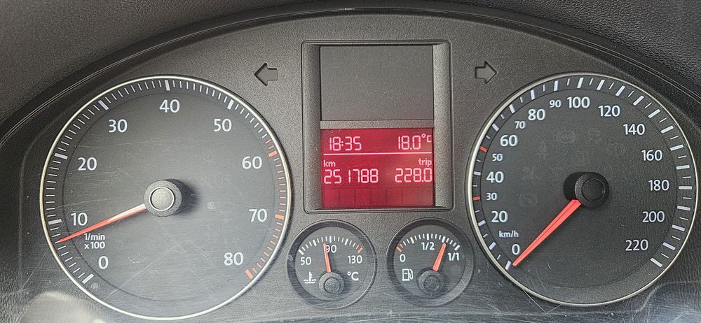 VW GOLF 5 2004r.