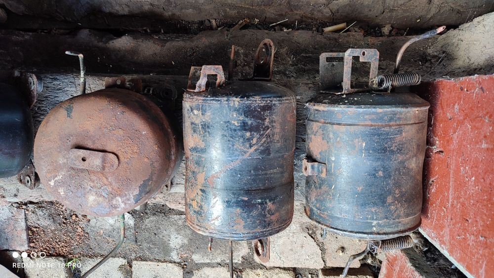 Продам 4 компресори з старих холодильників .