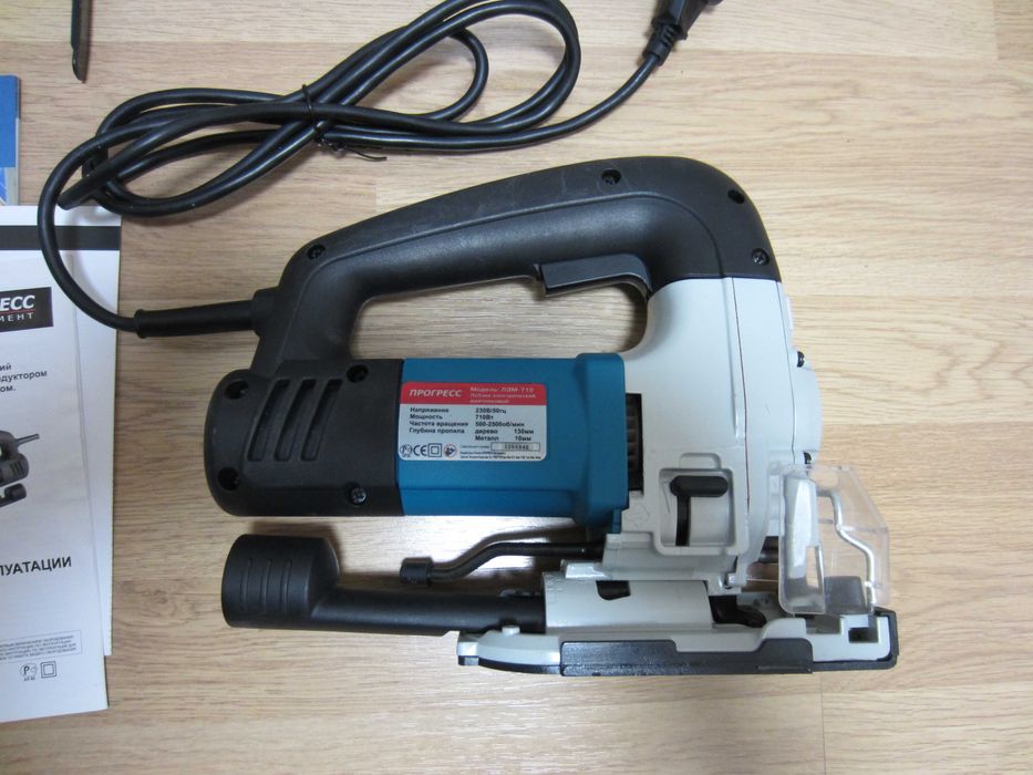 Электролобзик ЛЭМ-710 новый