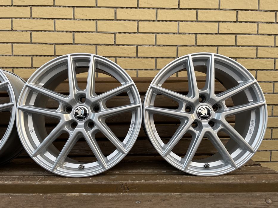 Диски Anzo R17 5.112 ET52 Шкода А5 А7 Гольф Джета Тоуран Сеат Кадік