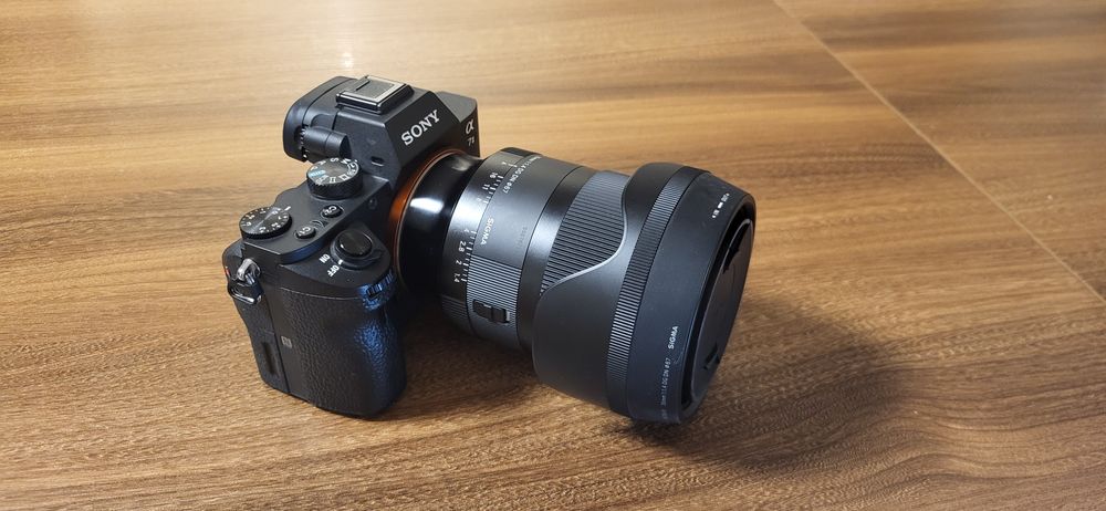 Sony A7II + Sigma Art 35mm 1.4 super  duet
