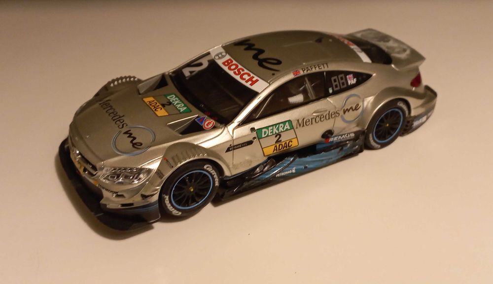 Carrera Evolution Mercedes AMG C63 DTM Nr2, skala 1:32