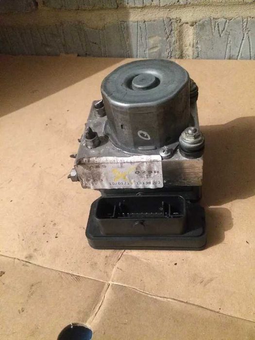 Modulo Abs Mercedes Citan /VW Craft/Nissan Quasquai/Micra/Renault/...