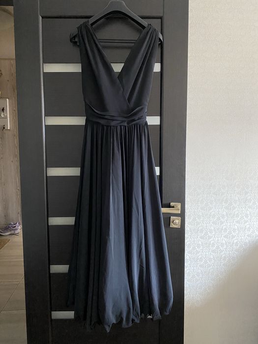 Чорна вечірня сукня, ідеально підійде на випускний