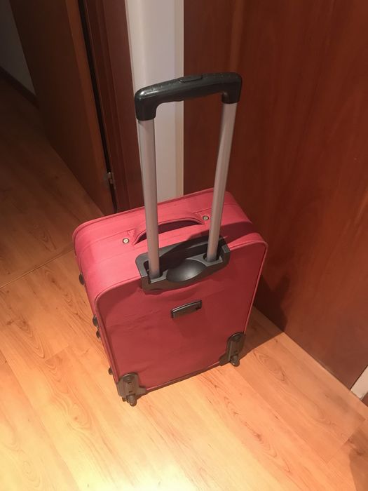 Mala viagem  media marca Paco Martinez