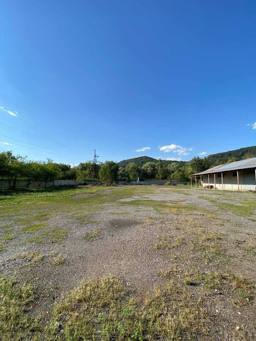 Продається бізнес, мінеральна вода на ділянці, комерційна нерухомість