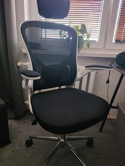 Fotel biurowy, ergonomiczny
