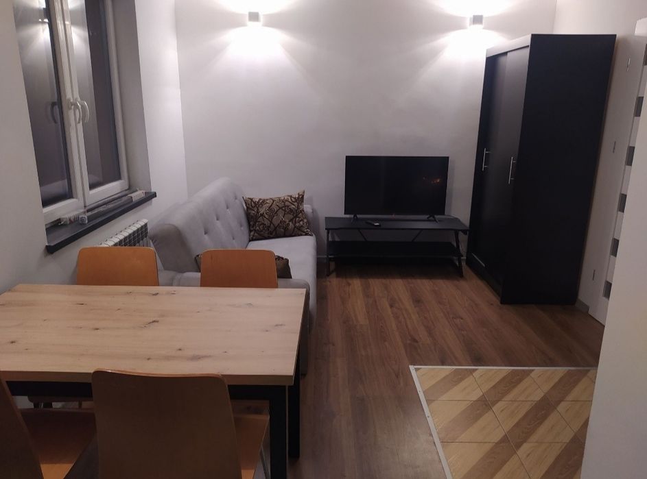 Wynajem tanie noclegi, mieszkania pokoje