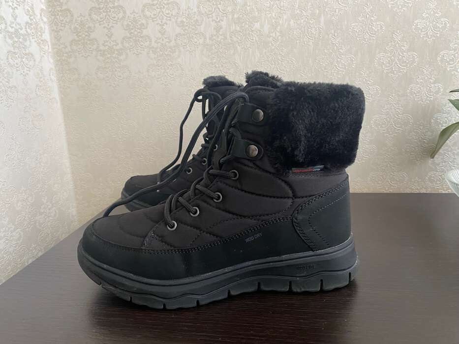 Ботинки жіночі зимові.