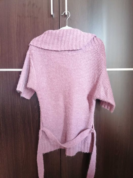 Sweter różowy wiązany w pasie r. XS/S