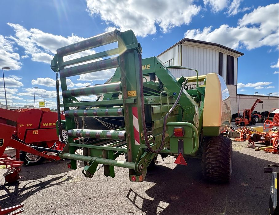 enfardadeira gigante krone