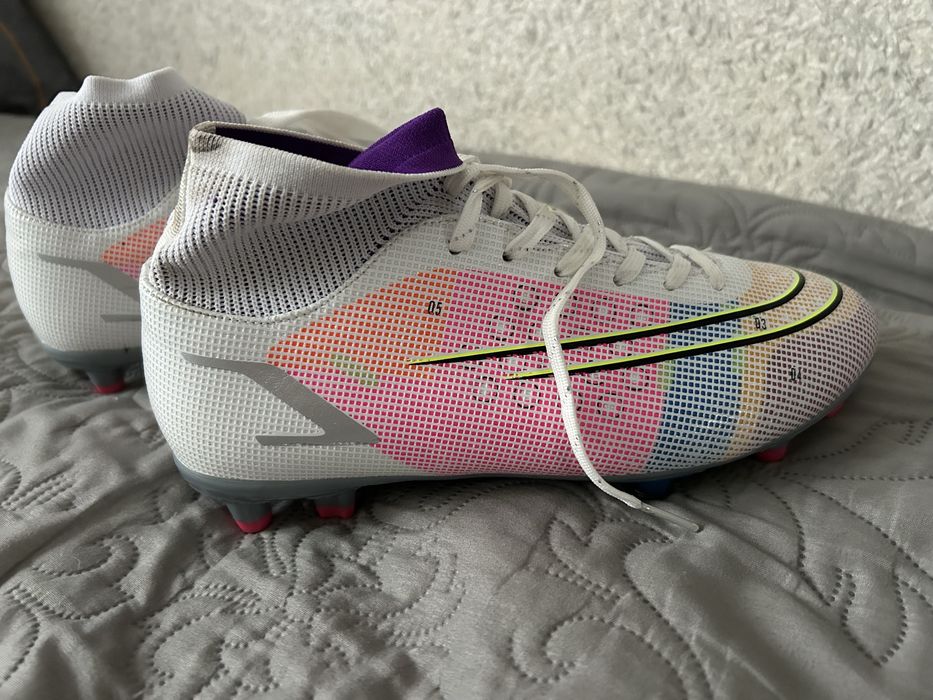 Бутси футбольні 39 розмір