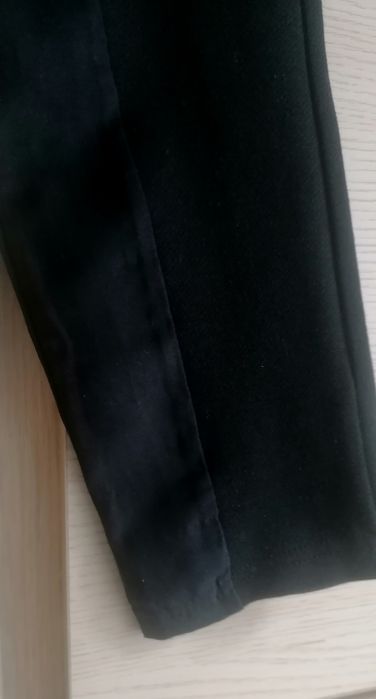 Czarne cygaretki bershka 36