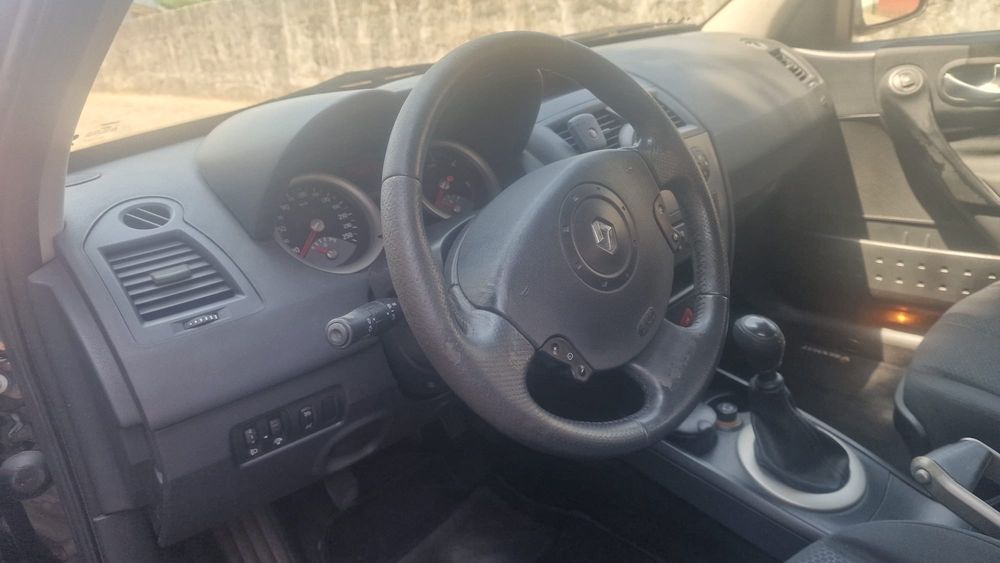 Renault Megane II 106cv 6 Velocidades, teto abrir jantes 17
