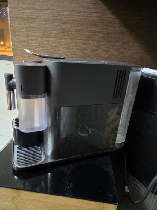 Nespresso Delonghi Lattissima One