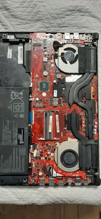 Ноутбук Asus Rog Strix GL503VSK на запчастини