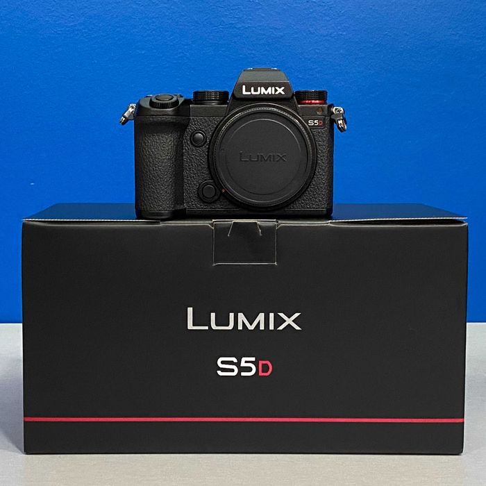 Panasonic Lumix DC-S5D (Corpo) - 24.2MP - NOVA - 3 ANOS DE GARANTIA