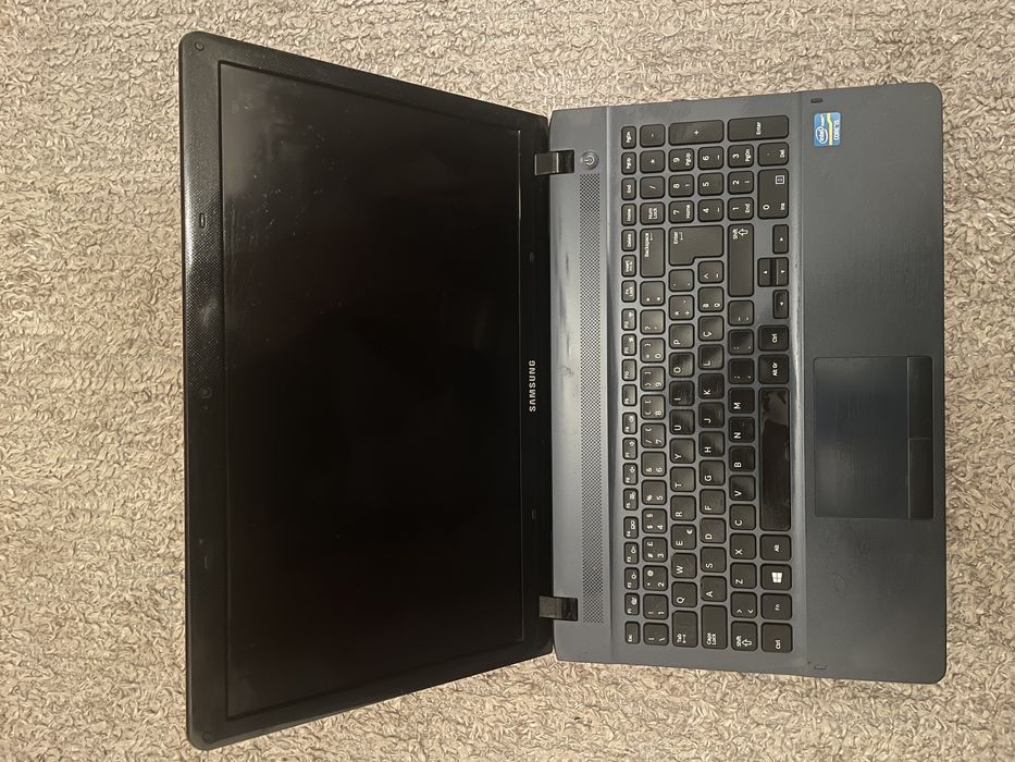 PORTÁTIL SAMSUNG