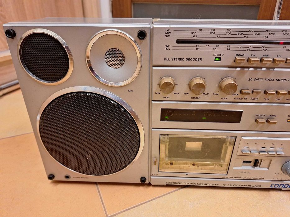 Condor RM820S radiomagnetofon