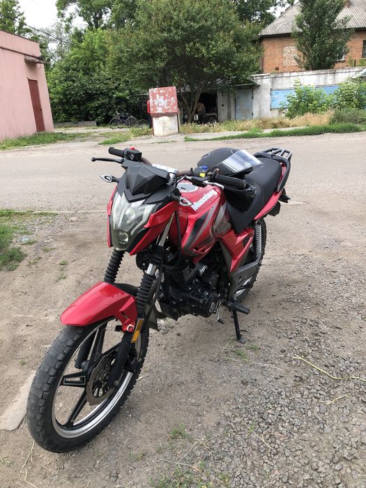 Продам мустанг мт200-8
