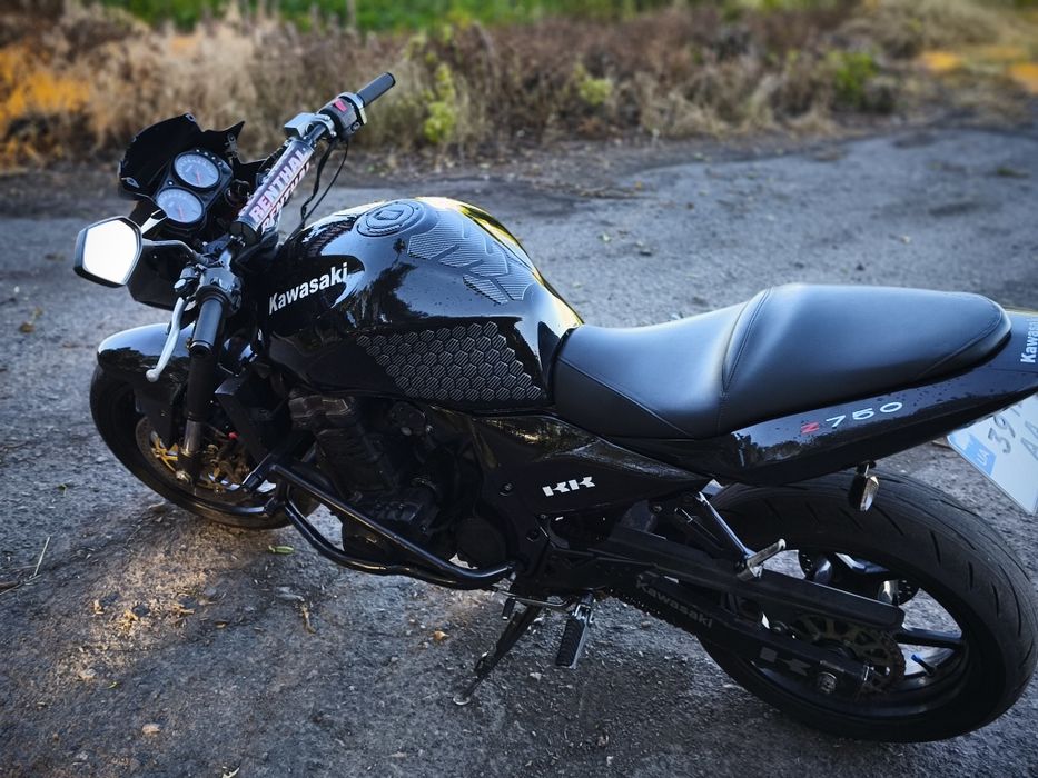 Мото Kawasaki Z750