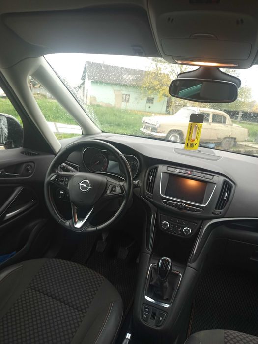 Opel Zafira Life