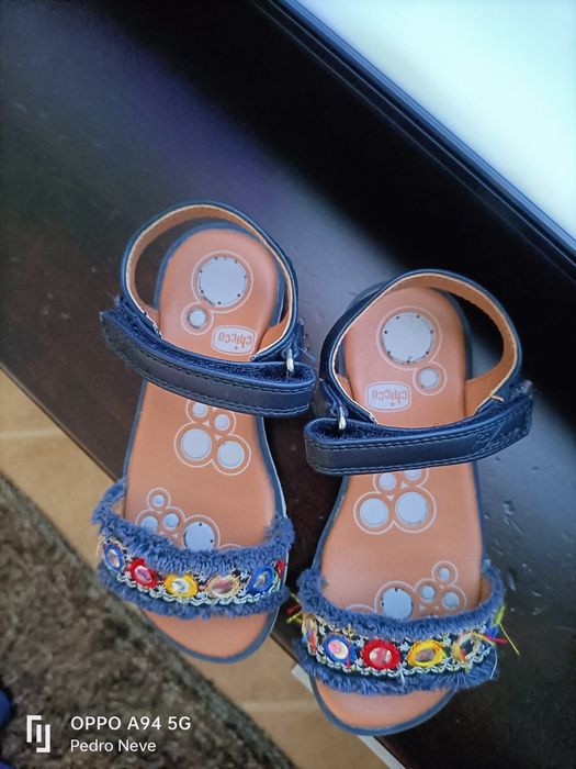 Vendo sandálias Chicco criança