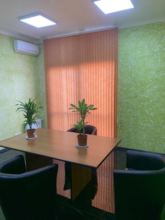 Сдам Офис 160 м2 на Греческой площади. 4 кабинета. С мебелью