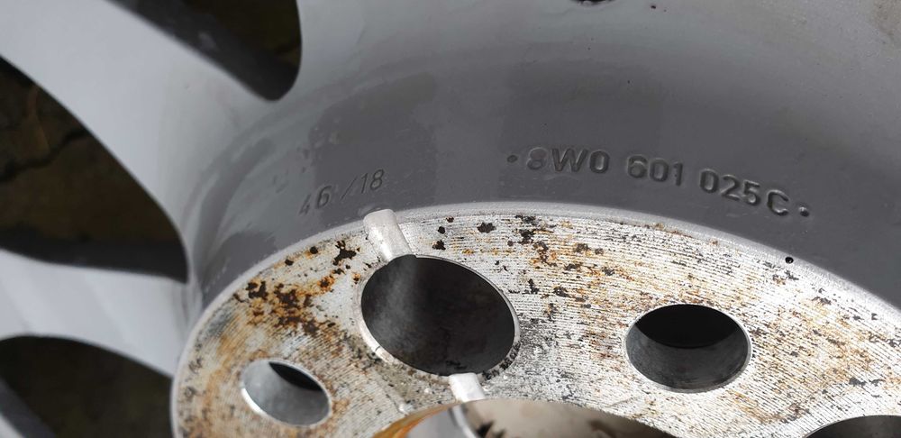 Koła Felgi Zima Audi A4 B9 5x112 Goodyear Vector 4Seasons 225/50 R17