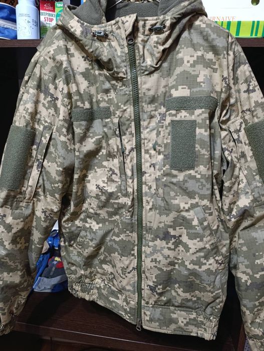 Продам бушлат піксель