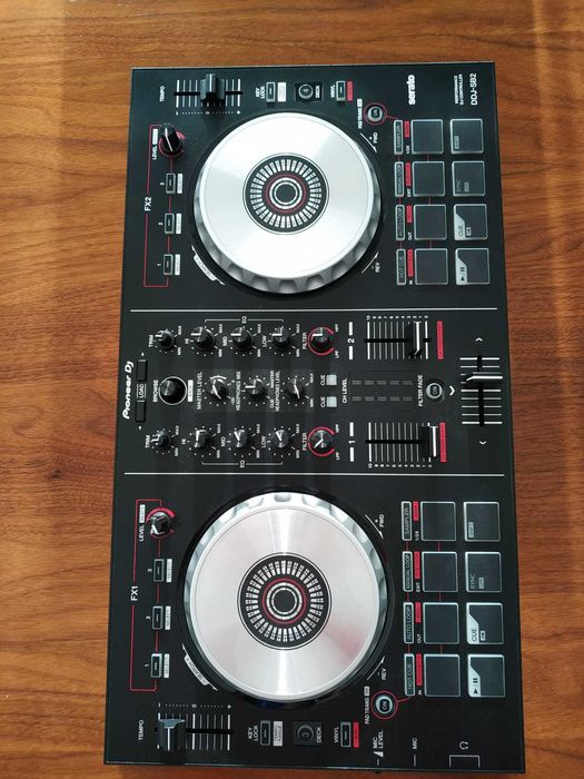 Controladora de DJ Pioneer DDJ -SB2