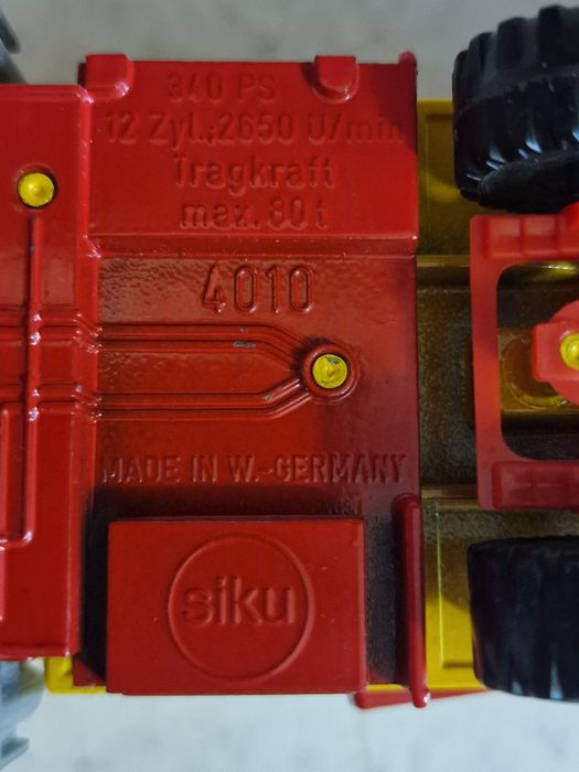 Гідравлічний кран Siku 4010 GERMANY