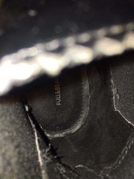 PULL&BEAR krótkie czarne sztyblety-r.39