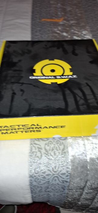 Botas de segurança novas