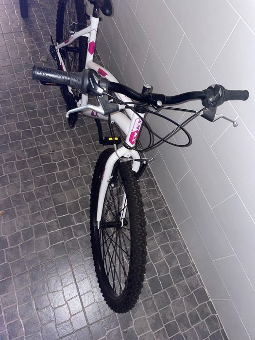 Bicicleta de Mulher Nova
