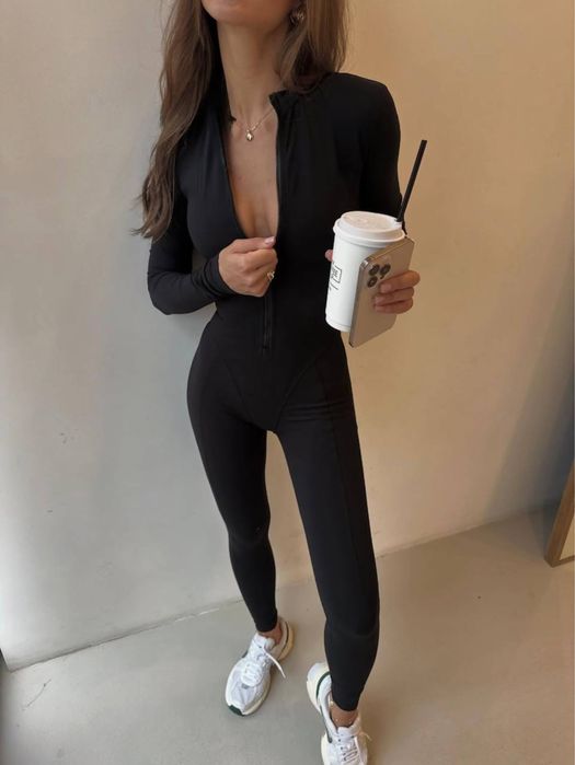 Моделюючий комбінезон