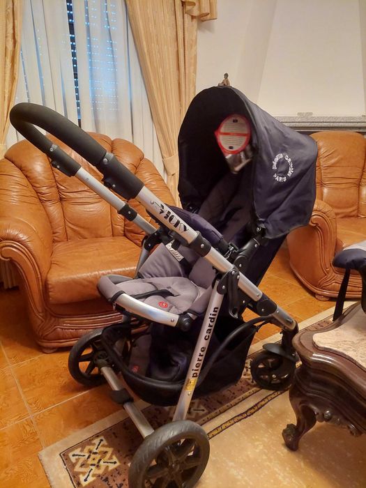 Carrinho e Baby coque Pierre Cardin vicky