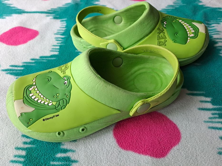 Крокси Disney Pixar ( оригінал)