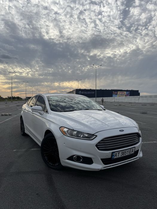 Ford Fusion 2013 2.0 Гібрид