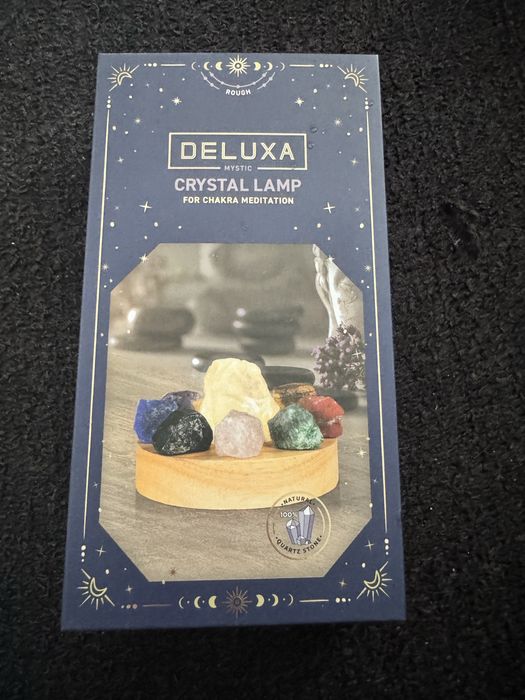 Lempa z krysztalami czakry medytacja