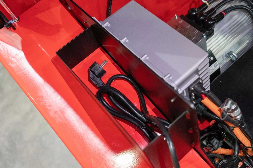 Новий електричний Li-Ion навантажувач EP EFX 2.5т/3.6м 80V вигот. 04.2026, гарантія 5 років