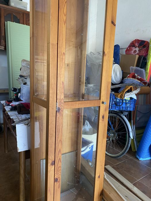 Vitrine em bom estado