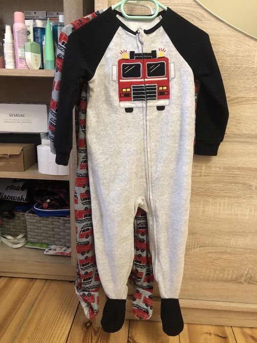 Piżama , kombinezon dla 3-latka 3T