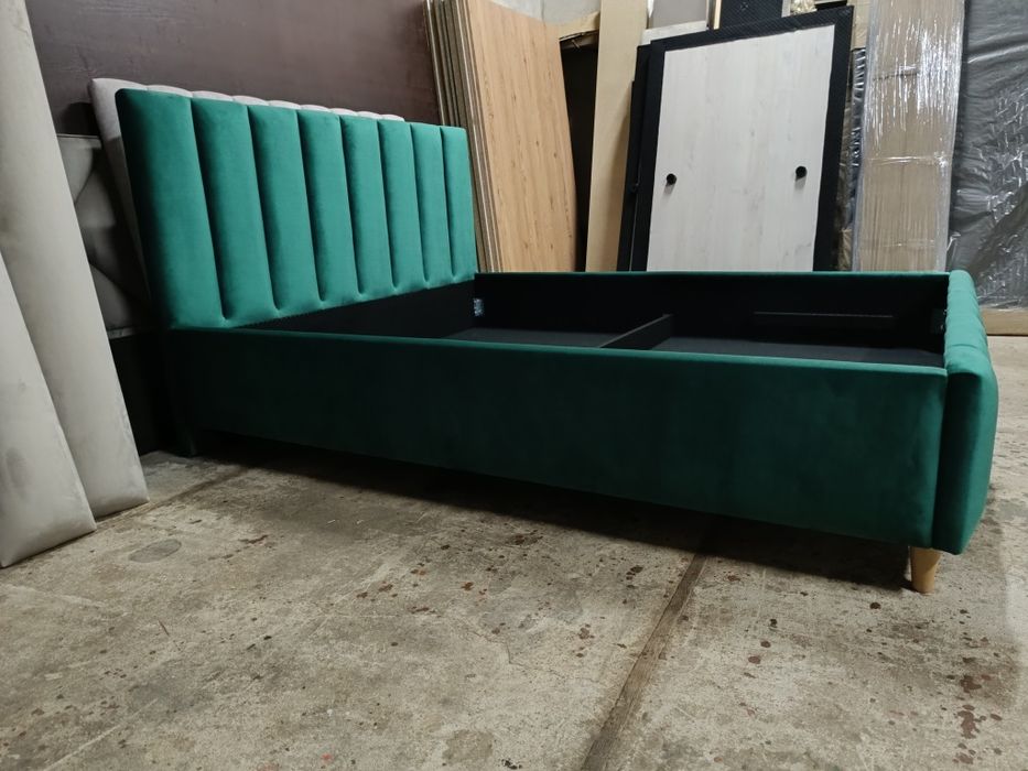 Łóżko tapicerowane panele stelaż pojemnik na wymiar od producenta