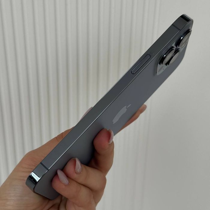 Apple iPhone 13 Pro Max 256GB Sierra Blue в гарному стані