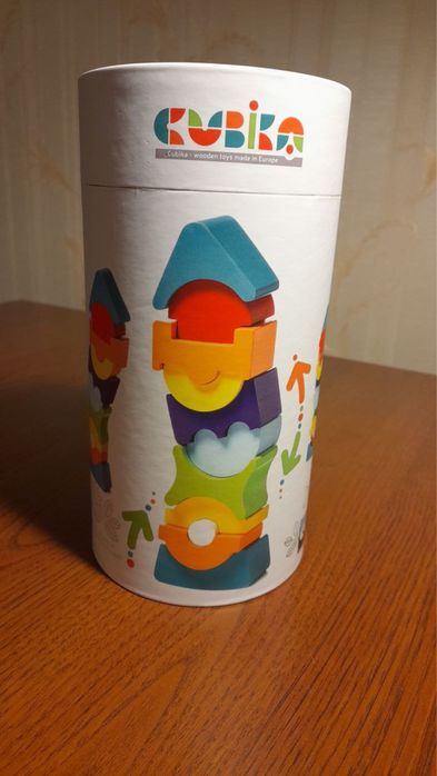 Пірамідка CUBIKA