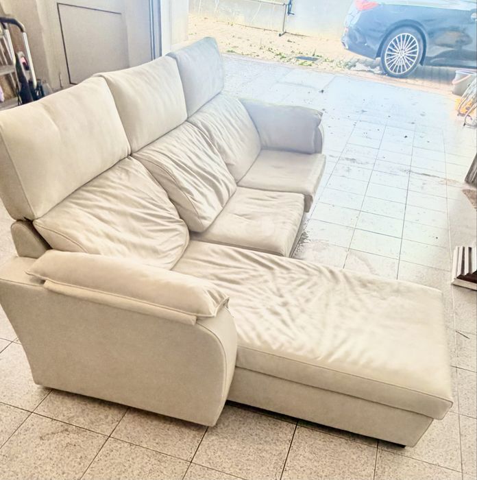 Sofa com chaise long