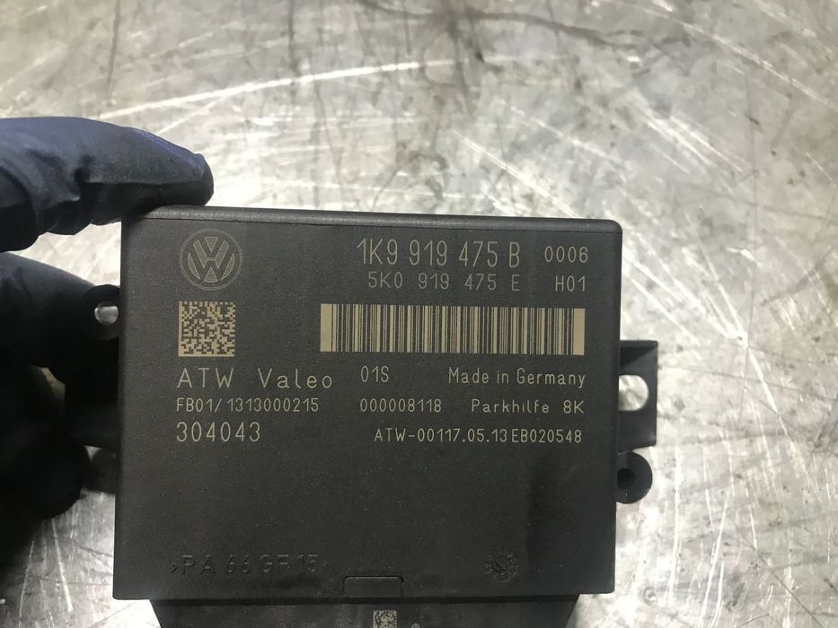 MODULO DOS SENSORES DE ESTACIONAMENTO VOLKSWAGEN GOLF VI 1K9919475B