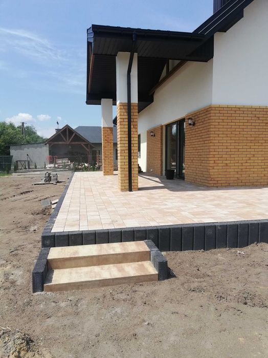 Brukarstwo,Układanie kostki,Utwardzanie terenu