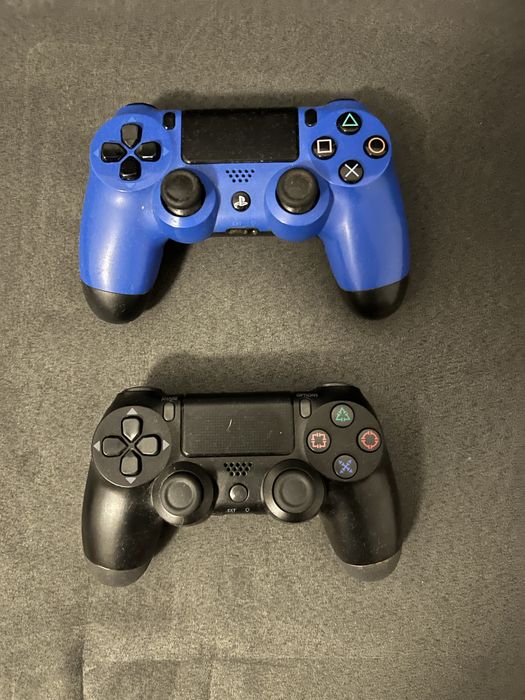 PS4 Slim 500GB + 2 comandos + FIFA 20